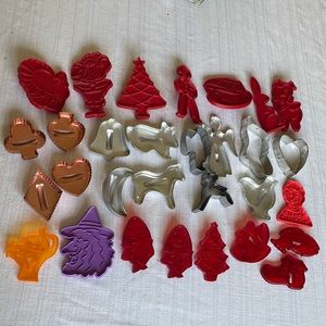 30 VTG Assorted Cookie Cutters, Plastic & Metal
